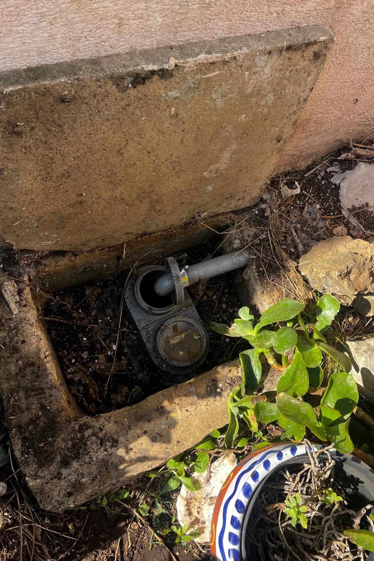Débouchage haute pression depuis le siphon disconnecteur à Solliès-Pont