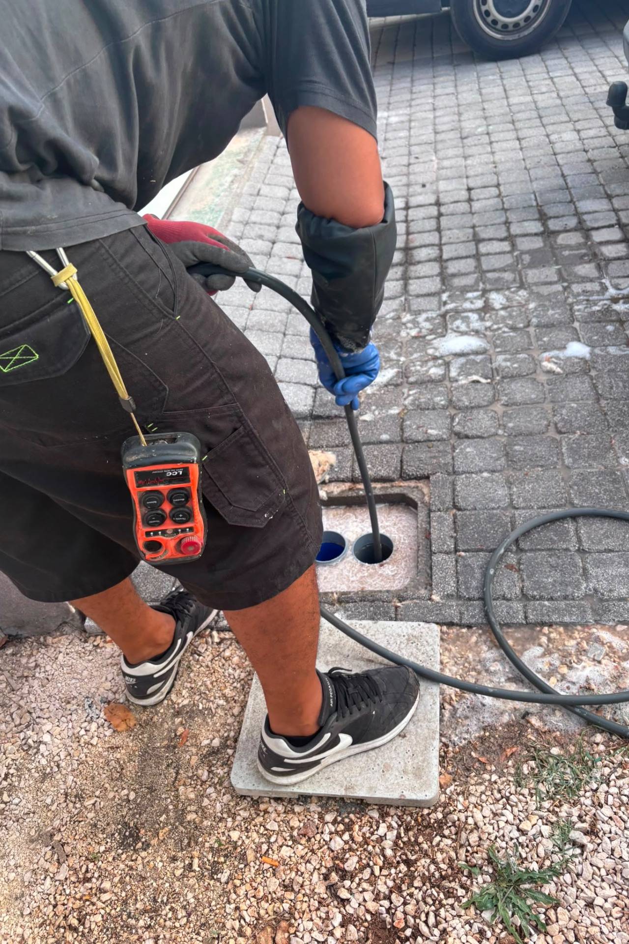 Après : Débouchage d'une canalisation à Cuers depuis le siphon disconnect jusqu'au tabouret