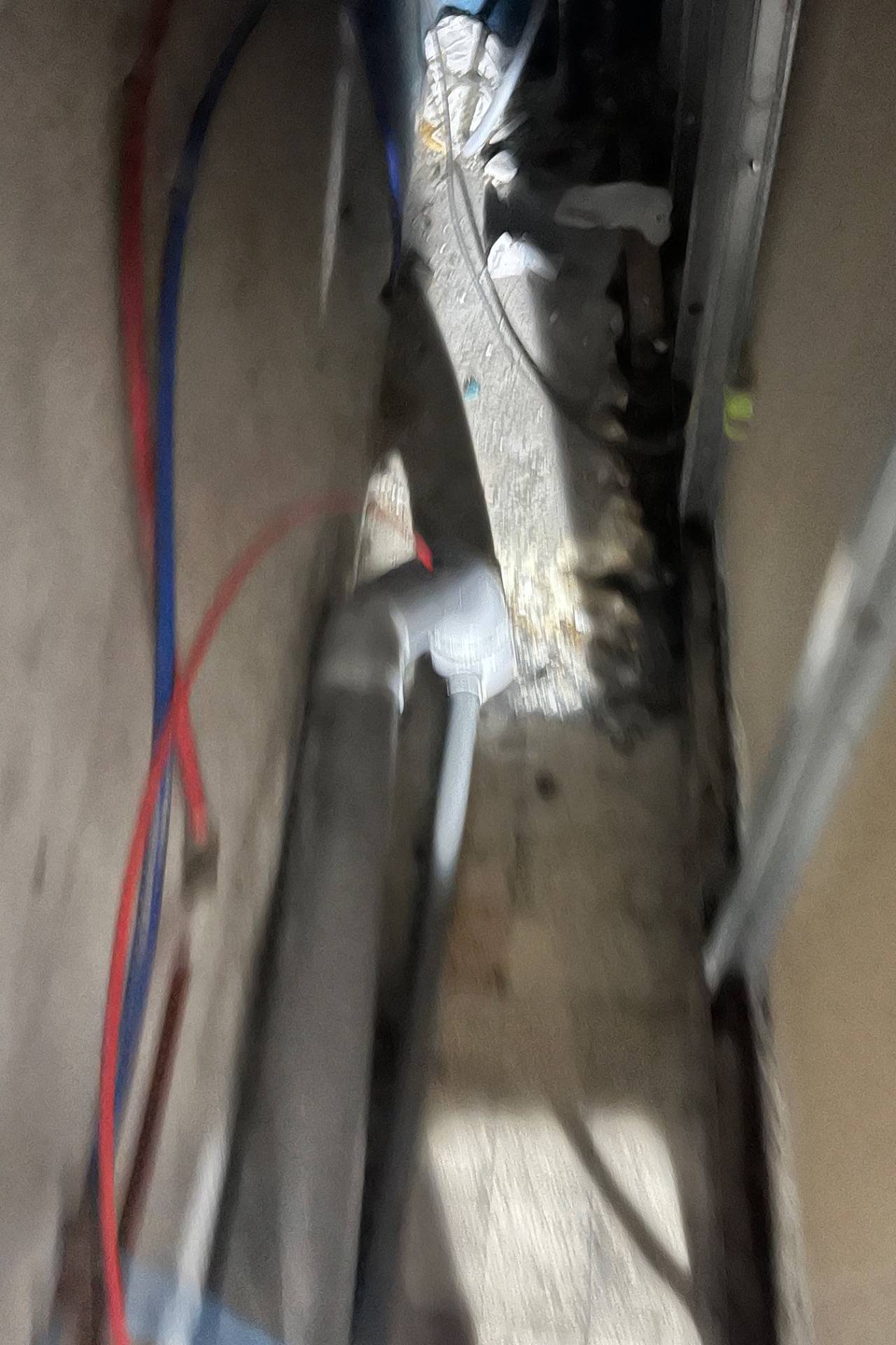 Débouchage canalisation à LA SEYNE-SUR-MER — avant intervention