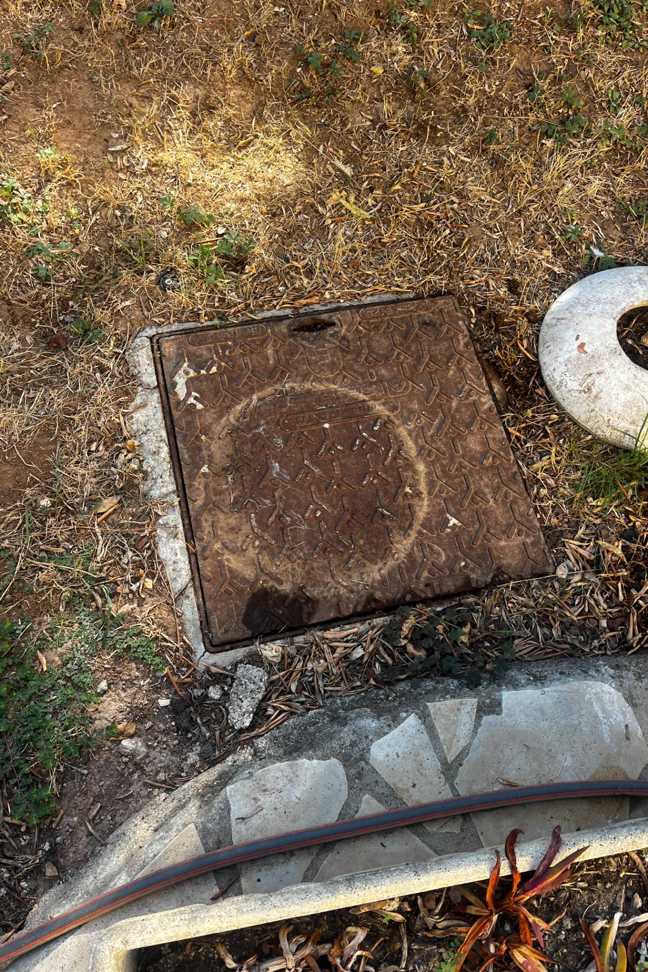 Débouchage canalisation à Le Muy — avant intervention