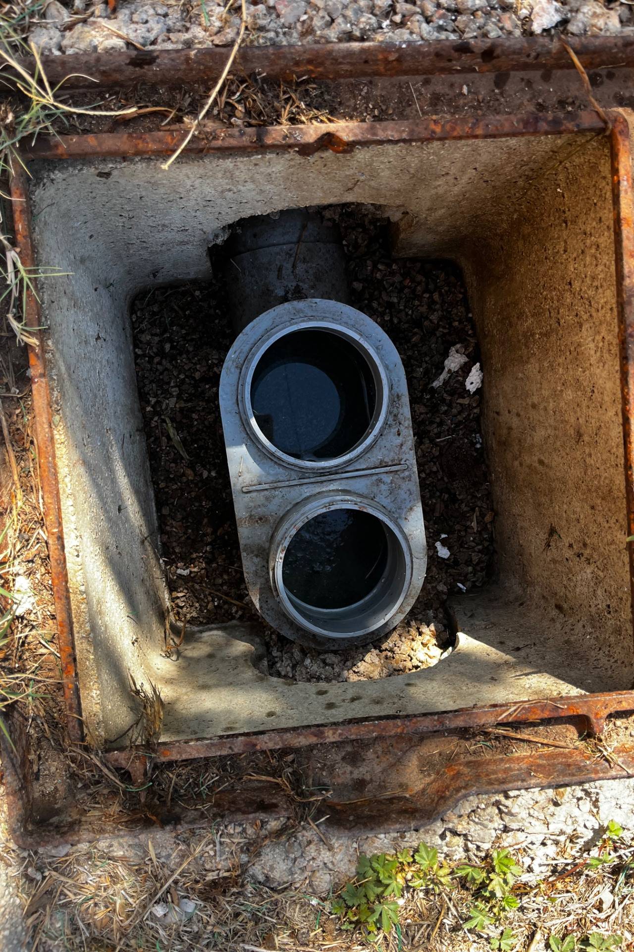 Débouchage canalisation à Pignans — avant intervention