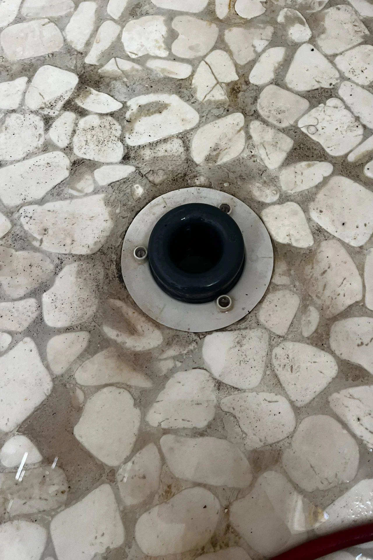 Débouchage canalisation à saint mandrier — avant intervention