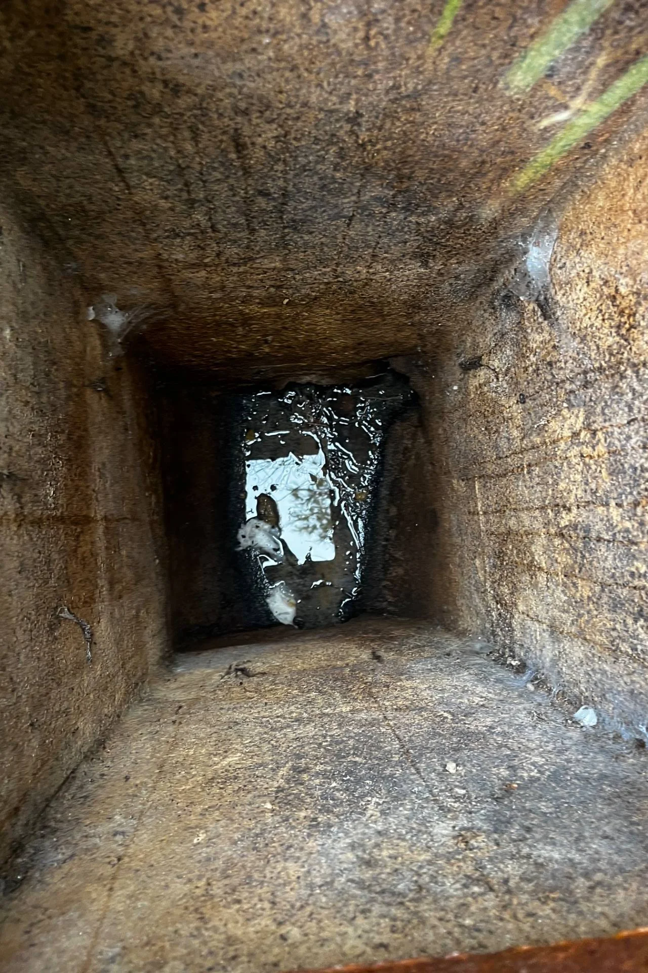 Débouchage canalisation à Saint-Mandrier-sur-Mer — avant intervention